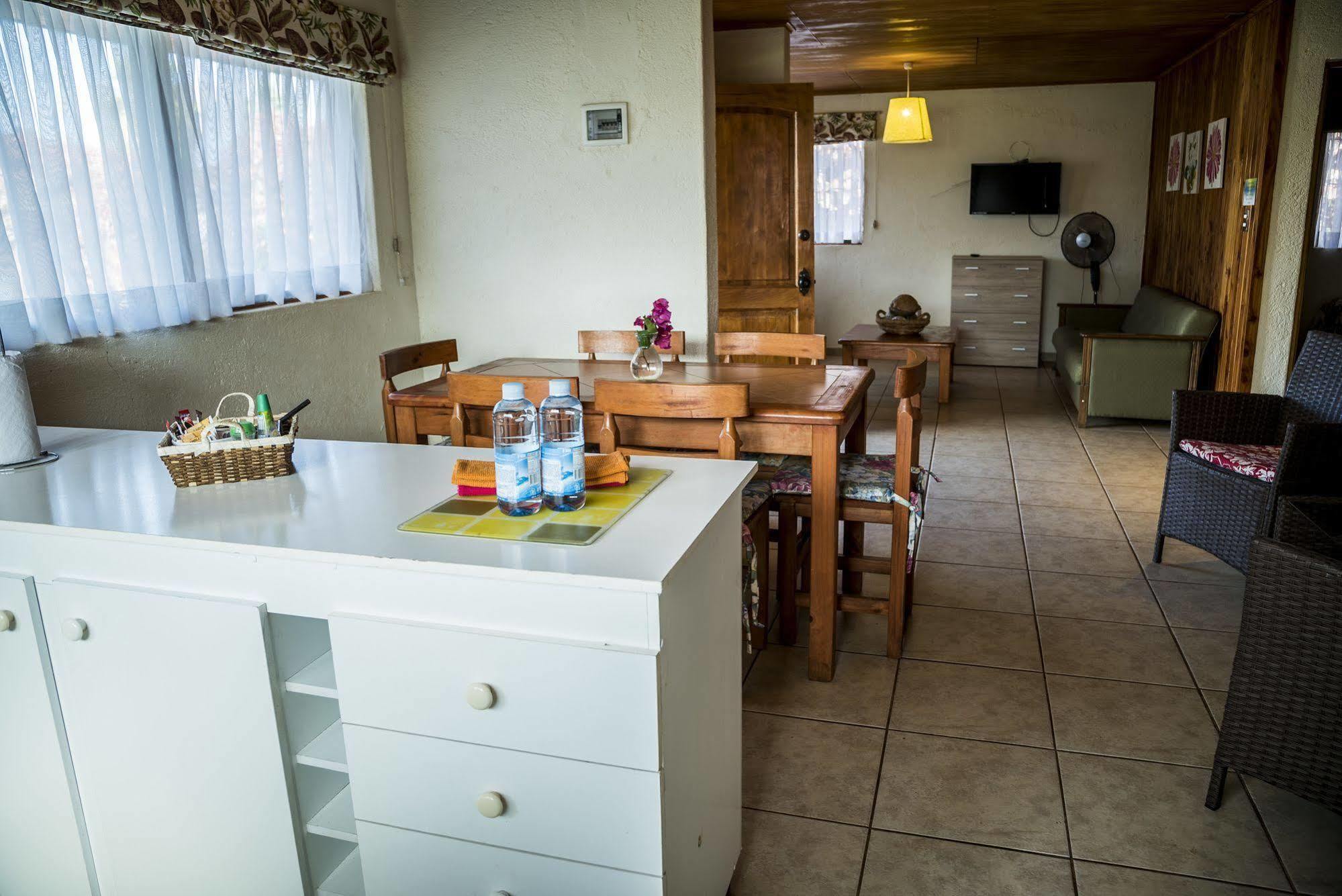 Marae - Cabanas Premium Ханга Роа Екстериор снимка